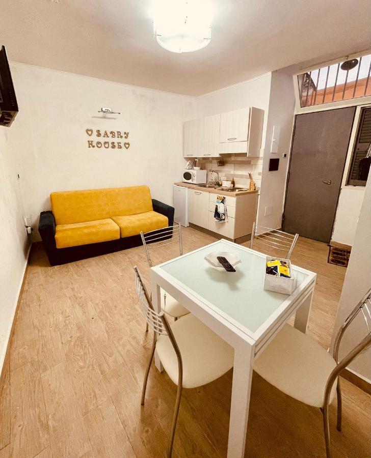 شقة Sabry House نابولي المظهر الخارجي الصورة