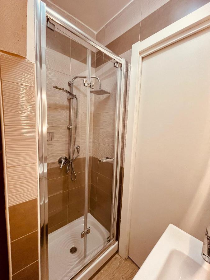 شقة Sabry House نابولي المظهر الخارجي الصورة